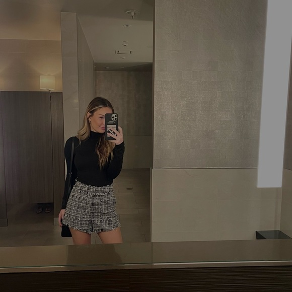 Meet your Posher, Cam - Picture 8 of 10